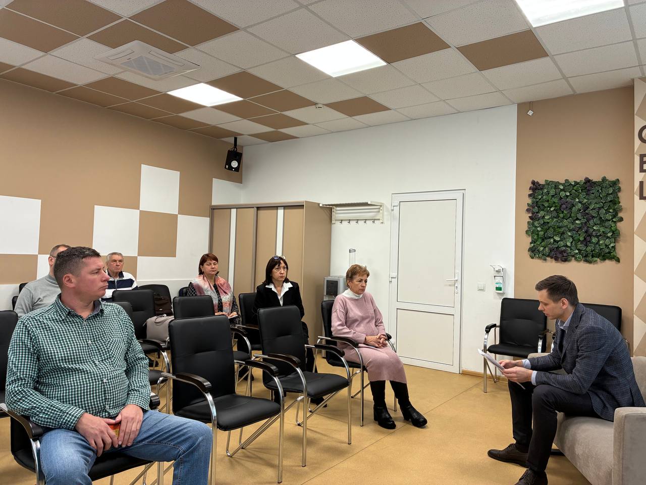 21 ноября 2025 года прошел семинар-вебинар на тему: Правовые аспекты ввода в оборот невостребованных земель и другие вопросы земельного законодательства